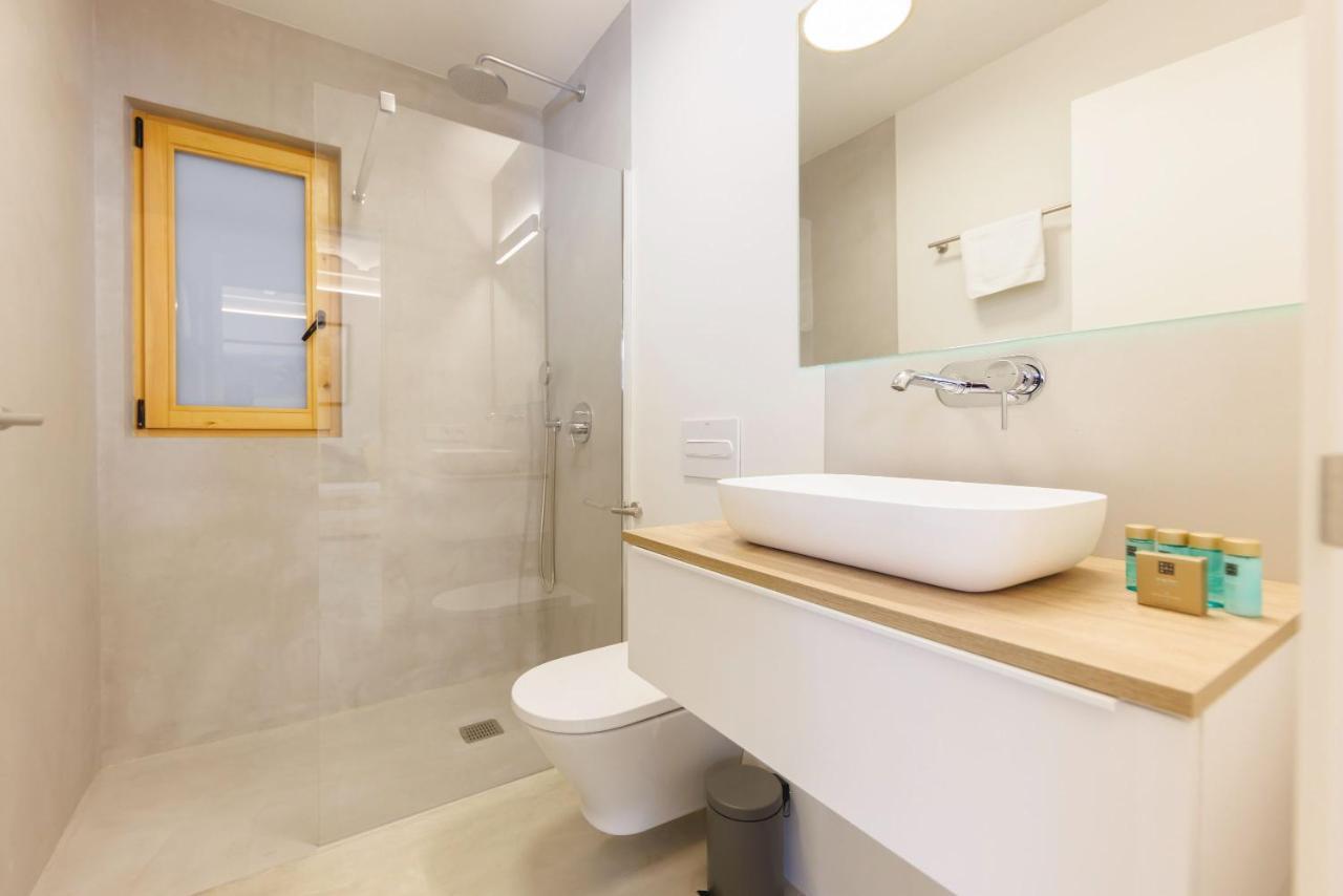 Bravissimo Canigo, Spacious And With Large Terrace Girona Eksteriør billede